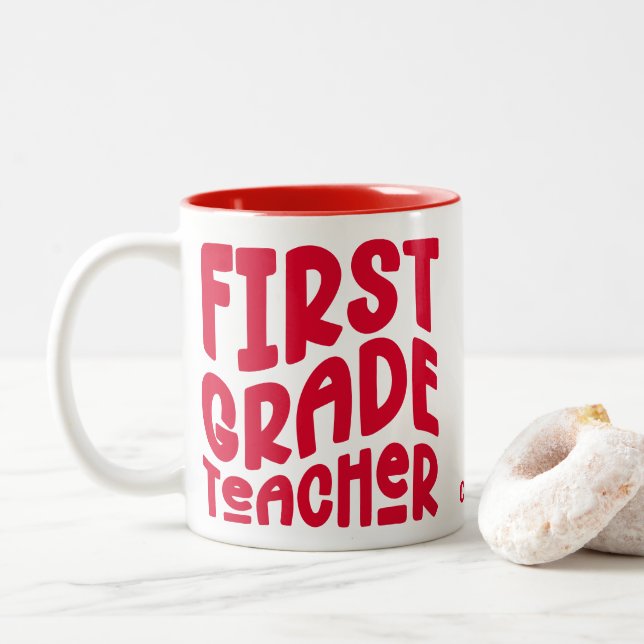 Red Text der ersten Klasse Zweifarbige Tasse (Mit Donut)