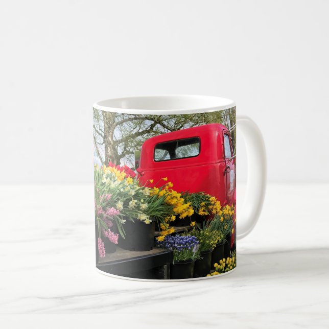 Red Truck mit Frühlingsblumen & Regenbogen Kaffeetasse (VorderseiteRechts)