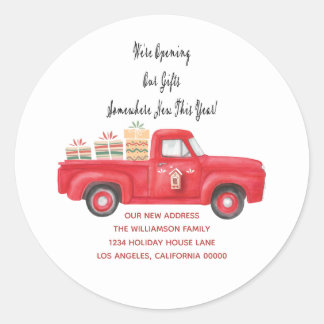 Red Truck Wir haben Zuhause Holiday neue Adresse v Runder Aufkleber