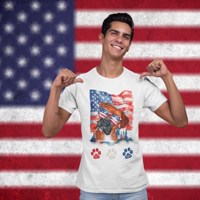 Red White and Blue Boxer Dog American 4. Juli T-Shirt (Von Creator hochgeladen)