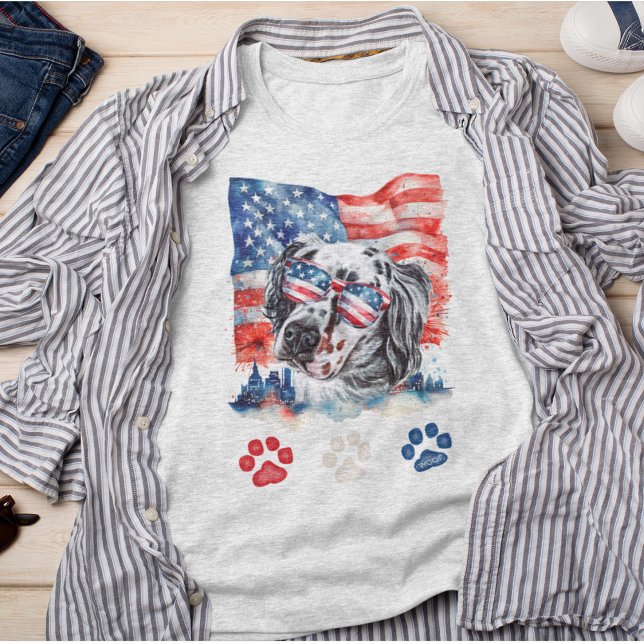 Red White and Blue English Setter Dog 4. Juli T-Shirt (Von Creator hochgeladen)