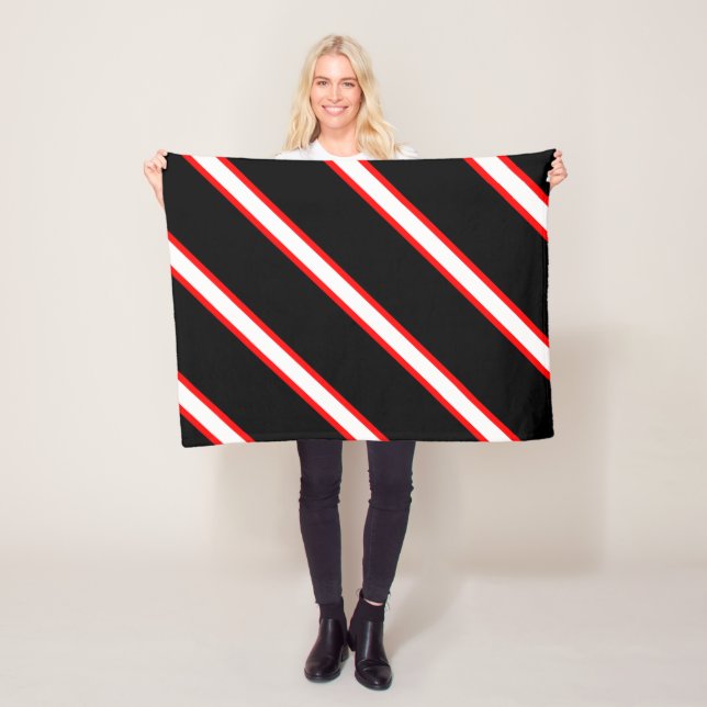 Red White Black Fleecedecke (Beispiel)
