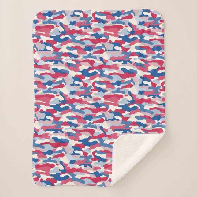 Red White & Blue Camouflage Sherpadecke (Vorderseite)