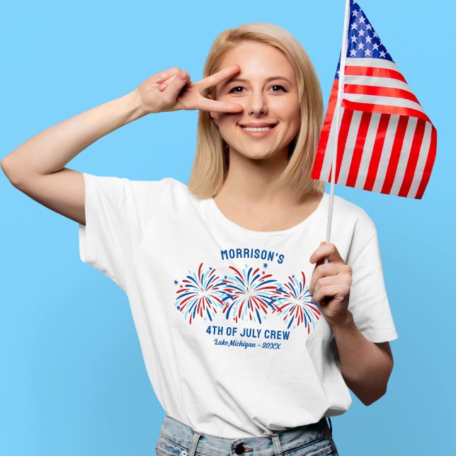 Red White Blue Fireworks Custom 4. Juli Familie T-Shirt (Von Creator hochgeladen)