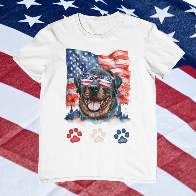 Red White Blue Rottweiler Dog American 4. Juli T-Shirt (Von Creator hochgeladen)