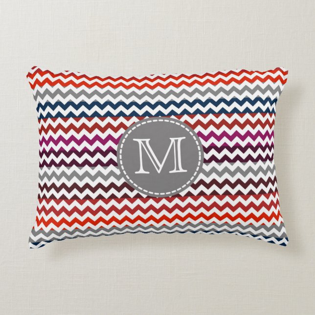 Red White Gray Zickzack Zigzag Monogram Dekokissen (Vorderseite)