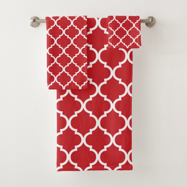 Red White Quatrefoil Badhandtuch Set (Insitu)