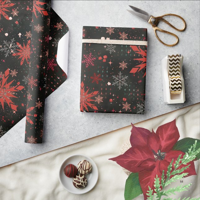 Red White Snowflakes Black Wrapping Paper Geschenkpapier (Red White Snowflakes Black Wrapping paper )