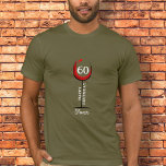Red Wine Glass 60. Geburtstag Ehrengast T-Shirt<br><div class="desc">Red Wine Glass 60. Geburtstag Gast von Honor T - Shirt. Geburtstags-T - Shirt mit abstraktem Glas mit Rotwein,  Name,  Alter und Geburtstagstext in weißer Schrift.</div>