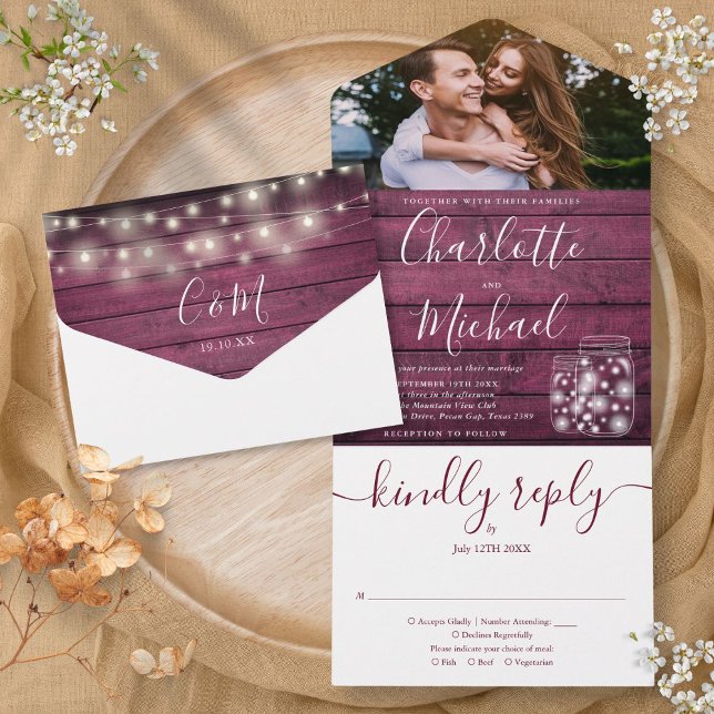 Red Wood String Lights Mason Jars Foto Wedding All In One Einladung (Red Wood String Lights Mason Jars Photo Wedding All In One Invitation)