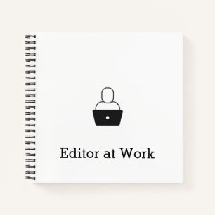 Redakteur im Arbeitsbuch Notizbuch