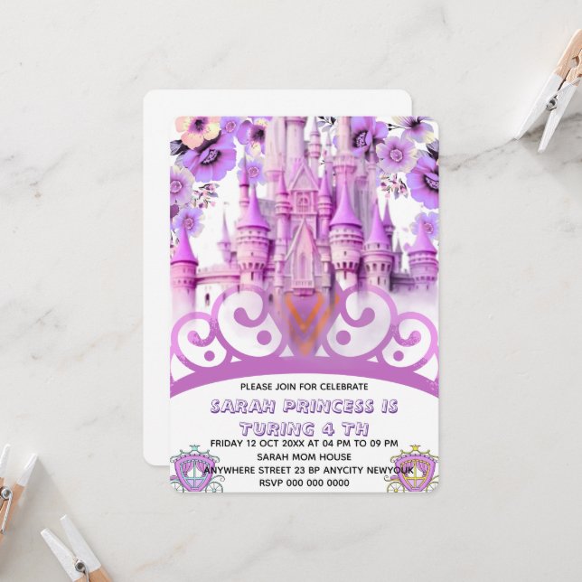 Redaktioneller Vier je eine Prinzessin 4. Geburtst Einladung (Vorderseite/Rückseite Beispiel)