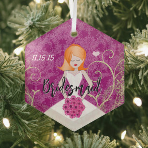 Redhead Bridesmaid Favoriten, die Sie für Farben a Ornament Aus Glas