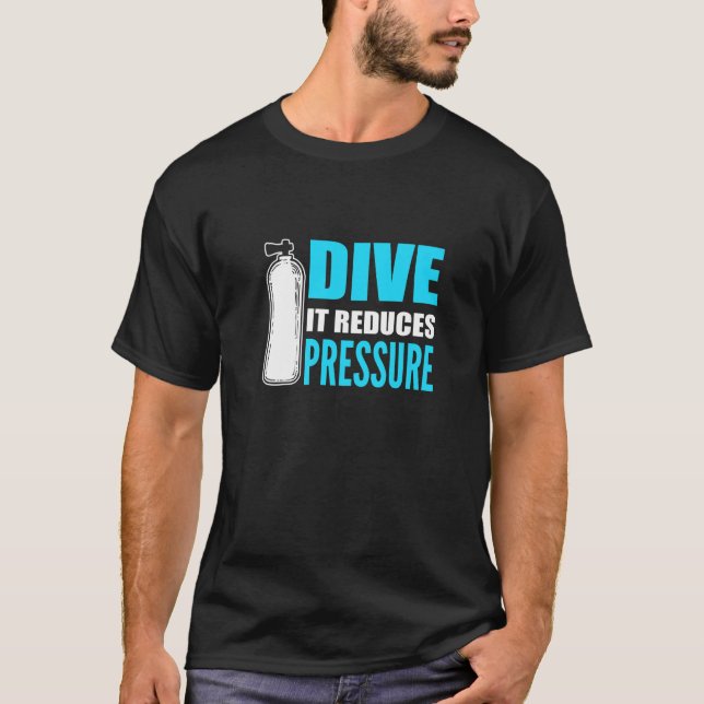 Reduces Pressure Cave Diving Person   T-Shirt (Vorderseite)
