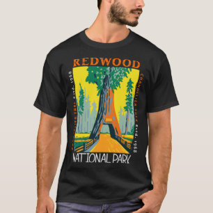 Redwood National Park Kronleuchter Baum Bedrängt V T-Shirt