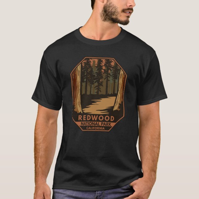 Redwood National Park Minimal Retro Emblem T-Shirt (Vorderseite)