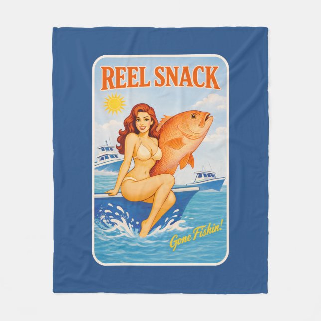 Reel Snack Retro Pin-Up Red Snapper Fishing Boater Fleecedecke (Vorderseite)