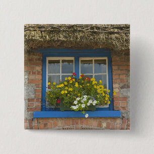 Reetgedecktes Cottage, Adare, County Limerick, Button
