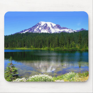 Reflection See, der Mount Rainier, WA, USA Mousepad