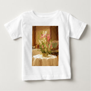 Reflektierte Blütenkunst Baby T-shirt