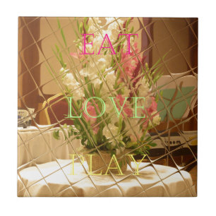 Reflektierte Blütenkunst Fliese