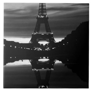 Reflektion des Vintagen Paris-Eiffel-Turms Fliese