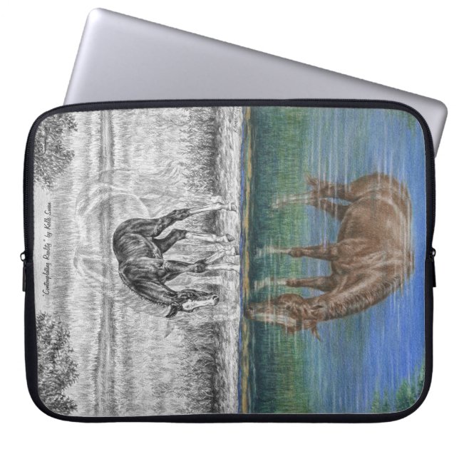 Reflektion von Pferden durch Foallwasser Laptopschutzhülle (Vorderseite)