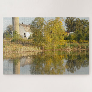 Reflektion von Stall und Teich Puzzle