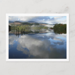 Reflektionen auf dem Schiff auf Derwentwater Postkarte