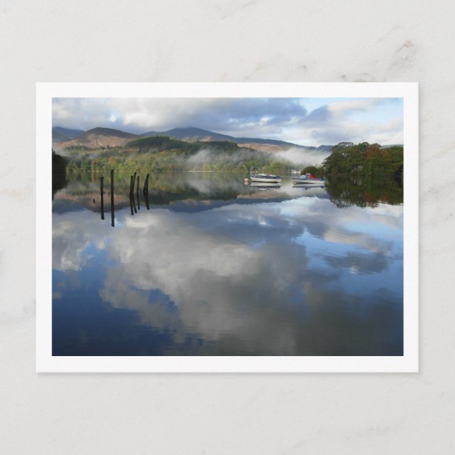 Reflektionen auf dem Schiff auf Derwentwater Postkarte (Vorderseite)