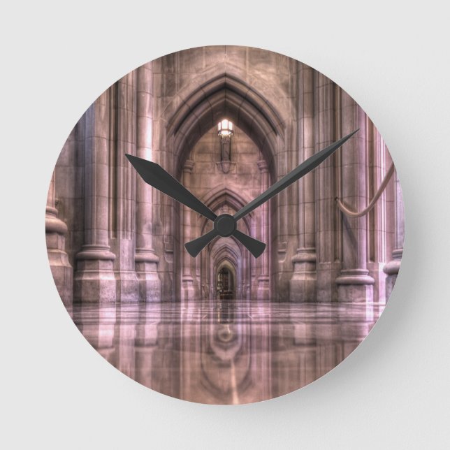 Reflektionen der nationalen Kathedrale von Washing Runde Wanduhr (Vorderseite)
