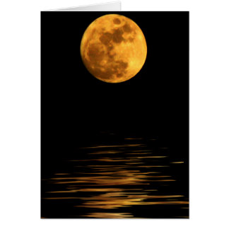 Reflexion einer Vollmond-leeren Karte