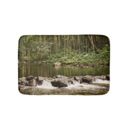 Reflexionen auf dem Wasser Badematte