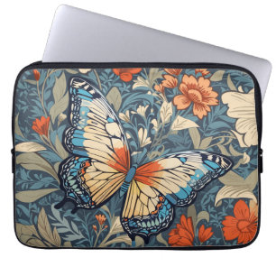 Regal Butterfly Amidst William Morris Floral Laptopschutzhülle