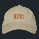 Regal Embroidery Khaki Cap King Name gedruckt Bestickte Baseballkappe<br><div class="desc">Machen Sie eine Aussage mit der Alternative Bekleidung Kappe in Khaki Baumwolle. Die kühne "King" Stickerei in Gold verleiht ihr einen regelmäßigen Look. Das verstellbare Gurtband sorgt für eine perfekte Passform. Ideal für lässige Ausflüge oder das Hinzufügen von Flair zu jedem Ensemble.</div>