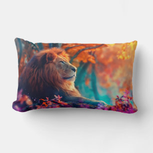 Regal-Löwe im Design Enchanted Forest Lendenkissen