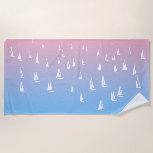 Regatta-Boote im Ozean Strandtuch (Vorderseite)