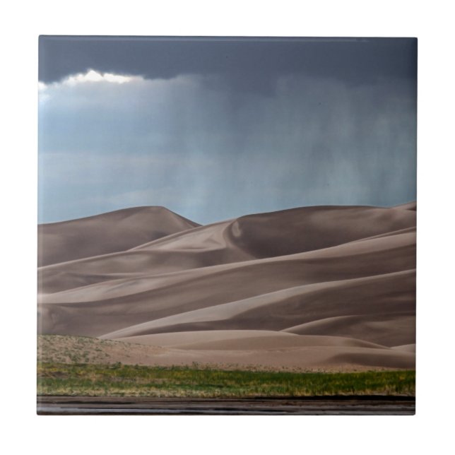 Regen auf den großen Sanddünen Fliese (Vorderseite)