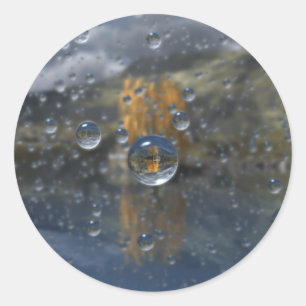 Regen in den Glen-Aufklebern Runder Aufkleber