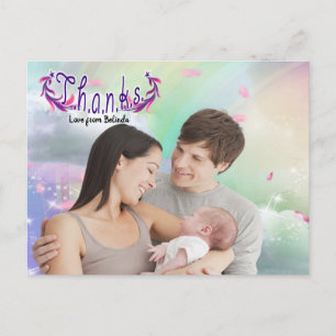 Regenbögen, flauschige Wolken & Schmetterlingsflie Postkarte