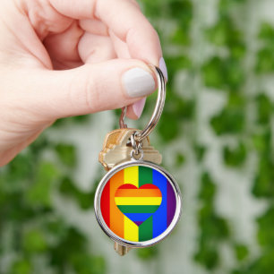 Regenbogen-Herz-und-Regenbogenflagge /LGBT-Gemeins Schlüsselanhänger