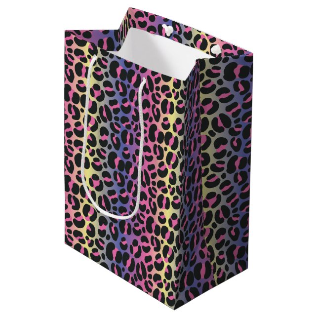 Regenbogen-Leopard Mittlere Geschenktüte (Vorderseite Schrägansicht)