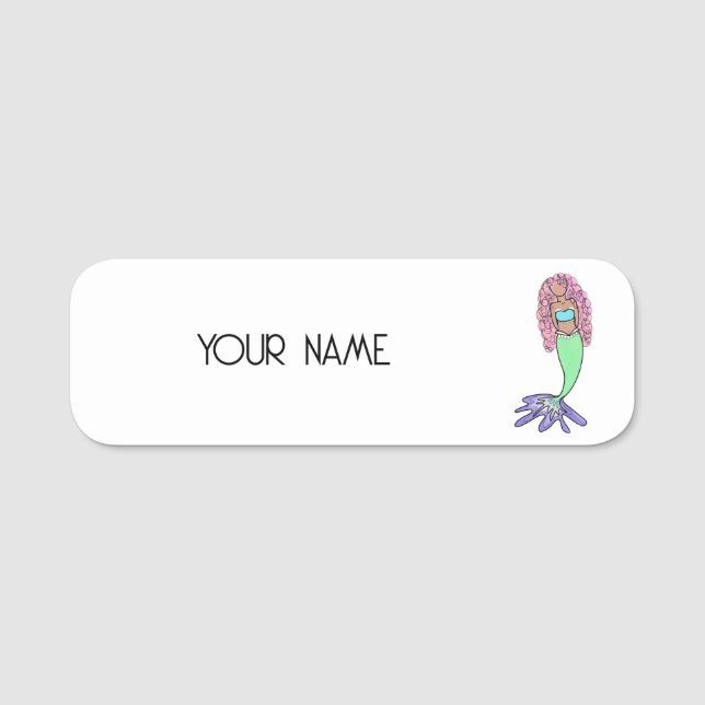 Regenbogen Meerjungfrau rosa lila grünes Schwarz,  Namensschild (Vorderseite)