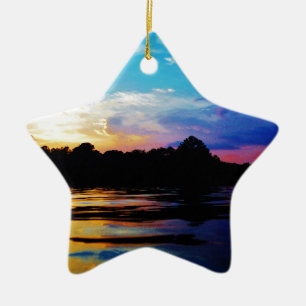 Regenbogen-Sonnenuntergang am Bergsee Keramikornament