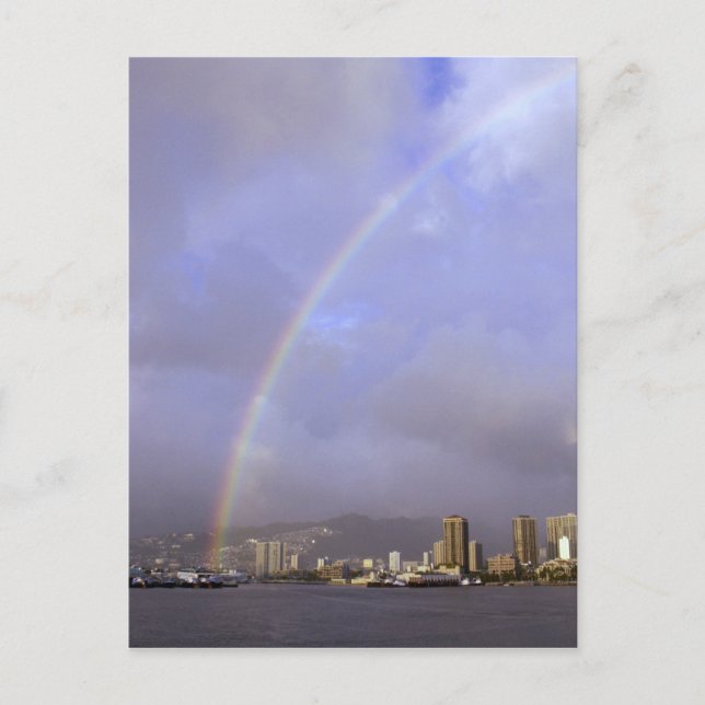 Regenbogen über Honolulu, Hawaii, USA Postkarte (Vorderseite)