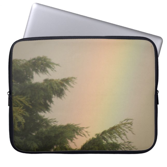 Regenbogen und Bäume Laptop-Sieb Laptopschutzhülle (Vorderseite)