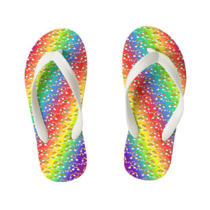Regenbögen und Wolken auf Kids Flip Flops