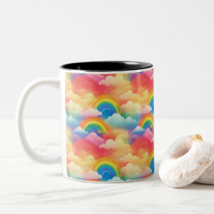 Regenbögen und Wolken Zweifarbige Tasse
