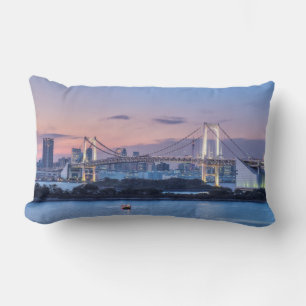 Regenbogenbrücke bei Dämmerung Lendenkissen