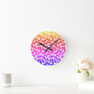 Regenbogenfederhalter Wasserfarbendesign Runde Wanduhr